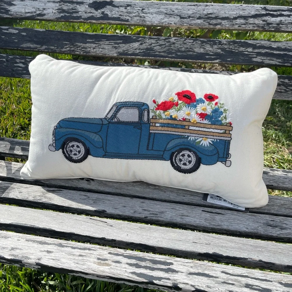 MARTHA STEWART AMERICAN TRUCK DECORATIVE PILLOW embroidered Rectangle new